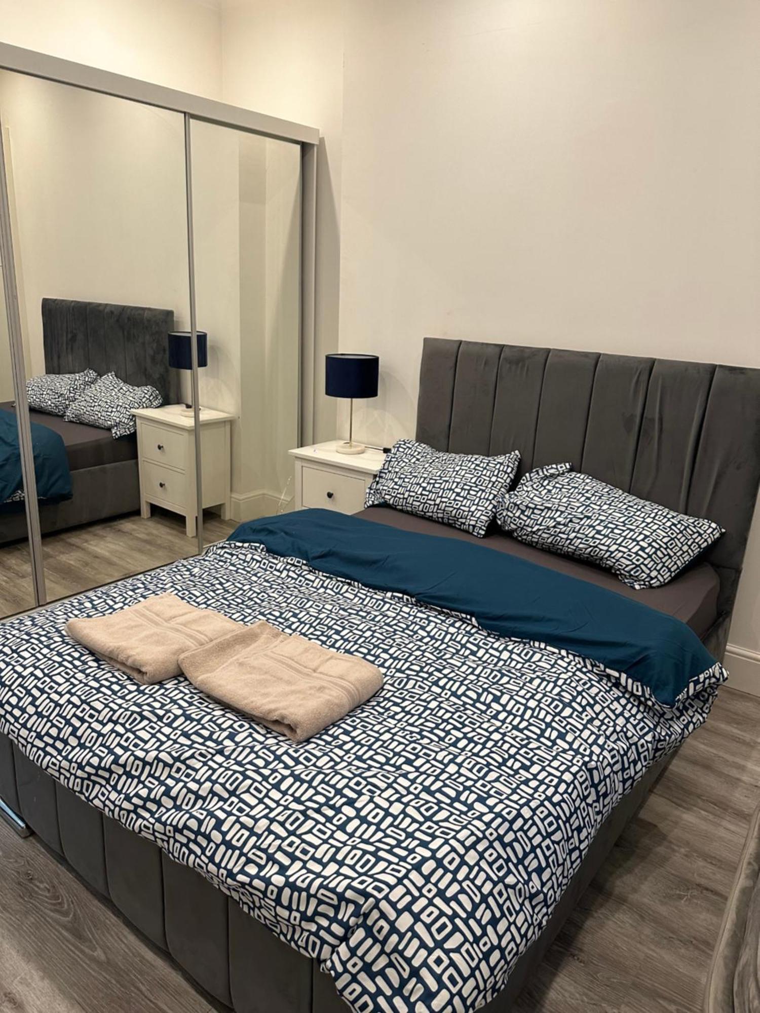 Cosy flat, Glasgow